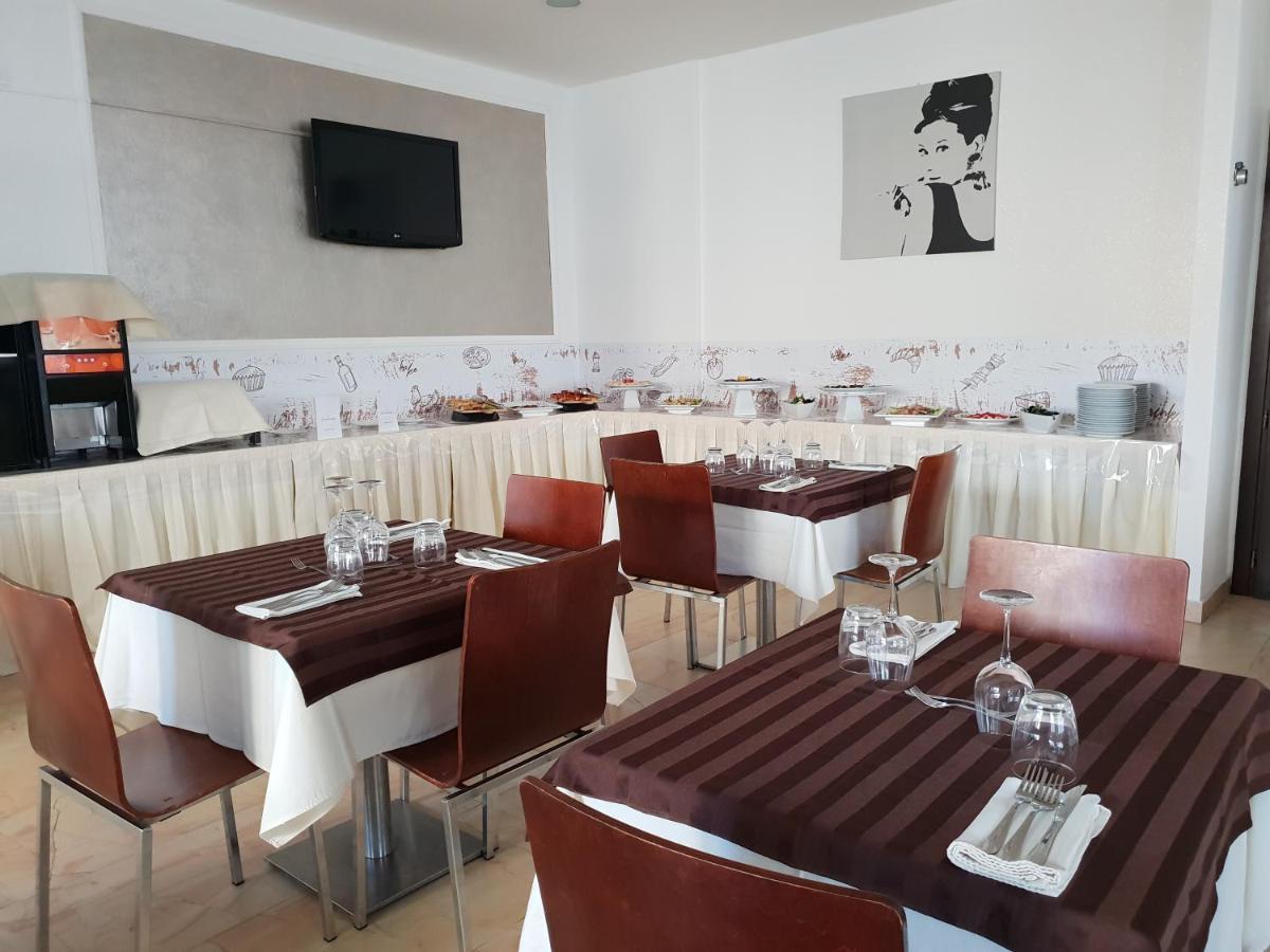 Hotel Diamante Cesenatico Eksteriør bilde